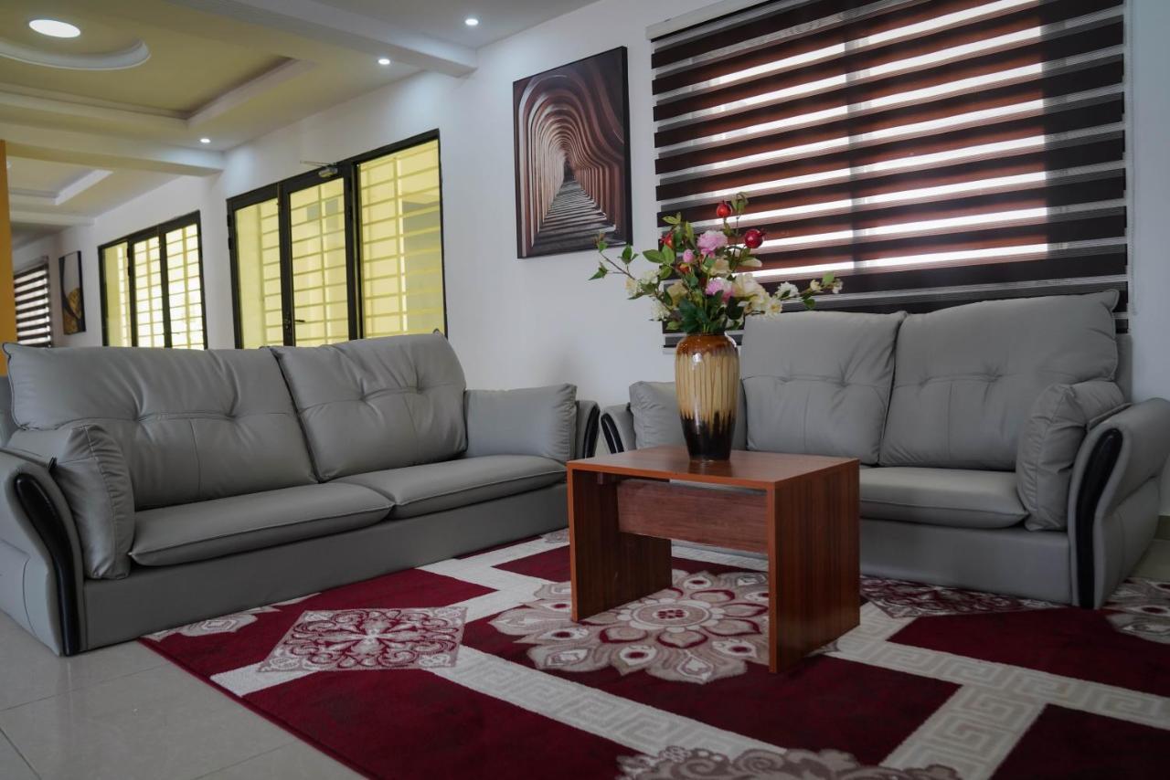 Hotel Dialali Nouakchott Bagian luar foto